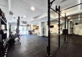 Local comercial en venta con 152m² en Valencia, en la zona de Ayora, Avenida del Puerto foto