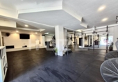 Local comercial en venta con 152m² en Valencia, en la zona de Ayora, Avenida del Puerto foto