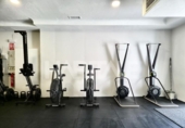 Local comercial en venta con 152m² en Valencia, en la zona de Ayora, Avenida del Puerto foto