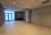 Local comercial en venta con 115m² en Denia foto