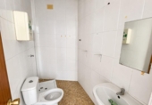 152m² commercial premises for sale in El Puerto de Santa María, Calle Espelete photo