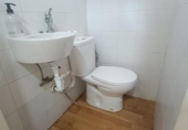 40m² commercial premises for sale in Jerez, Calle Medina photo