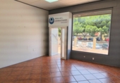 92m² commercial premises for sale in Málaga, in the area of Almudena, Calle Jalón photo