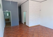 92m² commercial premises for sale in Málaga, in the area of Almudena, Calle Jalón photo