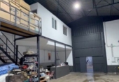 Nau
en venda
amb 273m² a Dos Hermanas foto