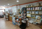 Local comercial en alquiler con 112m² en Garrucha, Avenida Joaquín Garrigues Walker foto