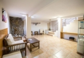 428m² offices for sale in Jerez, photo