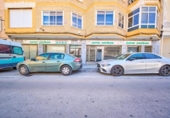 Local comercial en venta con 587m² en Baza, Calle San Sebastián foto