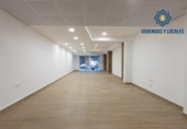 Local comercial en venta con 84m² en Granada, en la zona de Barrio del Boquerón, Calle Rector López Argüeta foto