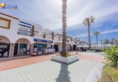 Local comercial
en venda
amb 96m² a Salobreña, Paseo Marítimo foto
