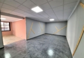Oficinas en venta con 136m² en Alcira, Calle Massalavés foto