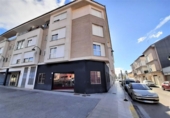Oficinas en venta con 136m² en Alcira, Calle Massalavés foto