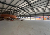 Local comercial en alquiler con 230m² en Torrevieja, Calle Escultores Hermanos Blanco foto