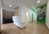 Local comercial
en lloguer
amb 83m² a Santander, Centro-Puertochico foto