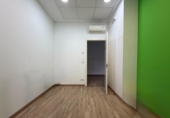 Local comercial
en lloguer
amb 83m² a Santander, Centro-Puertochico foto