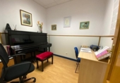 Local comercial
en venda
amb 150m² a Logronyo, Calle María Teresa Gil de Gárate foto