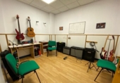 Local comercial
en venda
amb 150m² a Logronyo, Calle María Teresa Gil de Gárate foto
