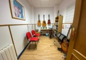 Local comercial
en venda
amb 150m² a Logronyo, Calle María Teresa Gil de Gárate foto