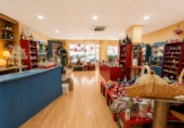Local comercial en venta con 131m² en Orihuela, Calle Reyes Católicos, 2 foto