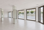 Local comercial en venta con 235m² en Totana, Calle Miguel Hernandez, 2 foto