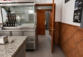 Local comercial en venta con 90m² en Jaén foto