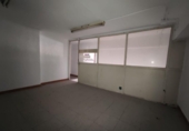 172m² commercial premises for sale in Elda, Avenida Alfonso XIII photo