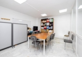 Local comercial en venta con 231m² en Granada, en la zona de Pajaritos foto