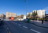 Local comercial en venta con 231m² en Granada, en la zona de Pajaritos foto