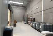Nave en venta con 300m² en Camas foto