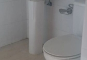 Nave en venta con 290m² en Sevilla, en la zona de El Juncal-Híspalis foto