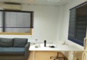 Nave en venta con 391m² en Sevilla, en la zona de Palmete foto