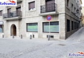 Local comercial en venta con 170m² en Ávila foto