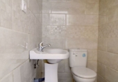 Local comercial en venta con 170m² en Ávila foto