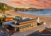 Restaurante en venta con 332m² en Campiello, Avenida Clarín foto