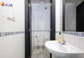 Local comercial en venta con 231m² en Granada, en la zona de Pajaritos, Calle Mirlo foto
