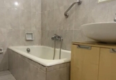 Edificio en venta en Vigo, en la zona de Lavadores, Ramon Nieto foto