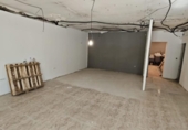 Local comercial en venta con 60m² en Salt, Carrer de les Guilleries foto