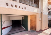Local comercial
en venda
amb 2800m² a Torrevella, Calle Salinero foto