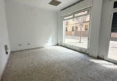 Local comercial en venta con 66m² en La Línea de la Concepción, Travesa Velada foto