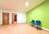 Local comercial en venta con 180m² en Alcanar, Carrer Ramon i Cajal foto
