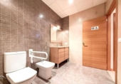 Local comercial en venta con 180m² en Alcanar, Carrer Ramon i Cajal foto