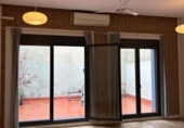 Local comercial en venta con 133m² en Barcelona, en la zona de la Vila de Gràcia, Carrer de l'Or foto
