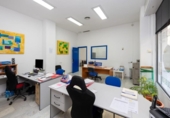 Local comercial en venta con 231m² en Granada, en la zona de San Lázaro, Avenida de la Constitución foto