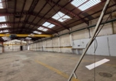 Nau Industrial
en venda
amb 920m² a Paterna, Calle Ciudad de Elda foto