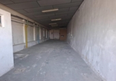 447m² warehouse industrial for sale in Málaga, in the area of The Meadows, Calle Bruselas photo