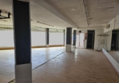 Local comercial en venta con 560m² en Santa Lucía de Tirajana, Calle Agustín Millares Torres foto