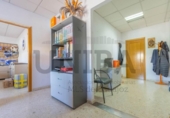 Nave Industrial en venta con 357m² en Badajoz, avenida de elvas foto