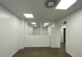 Local comercial en venta con 104m² en Benetúser, Calle Ramón Navarro foto
