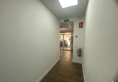 Local comercial en venta con 104m² en Benetúser, Calle Ramón Navarro foto