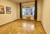Oficina en alquiler con 122m² en Madrid, en la zona de Ríos Rosas foto